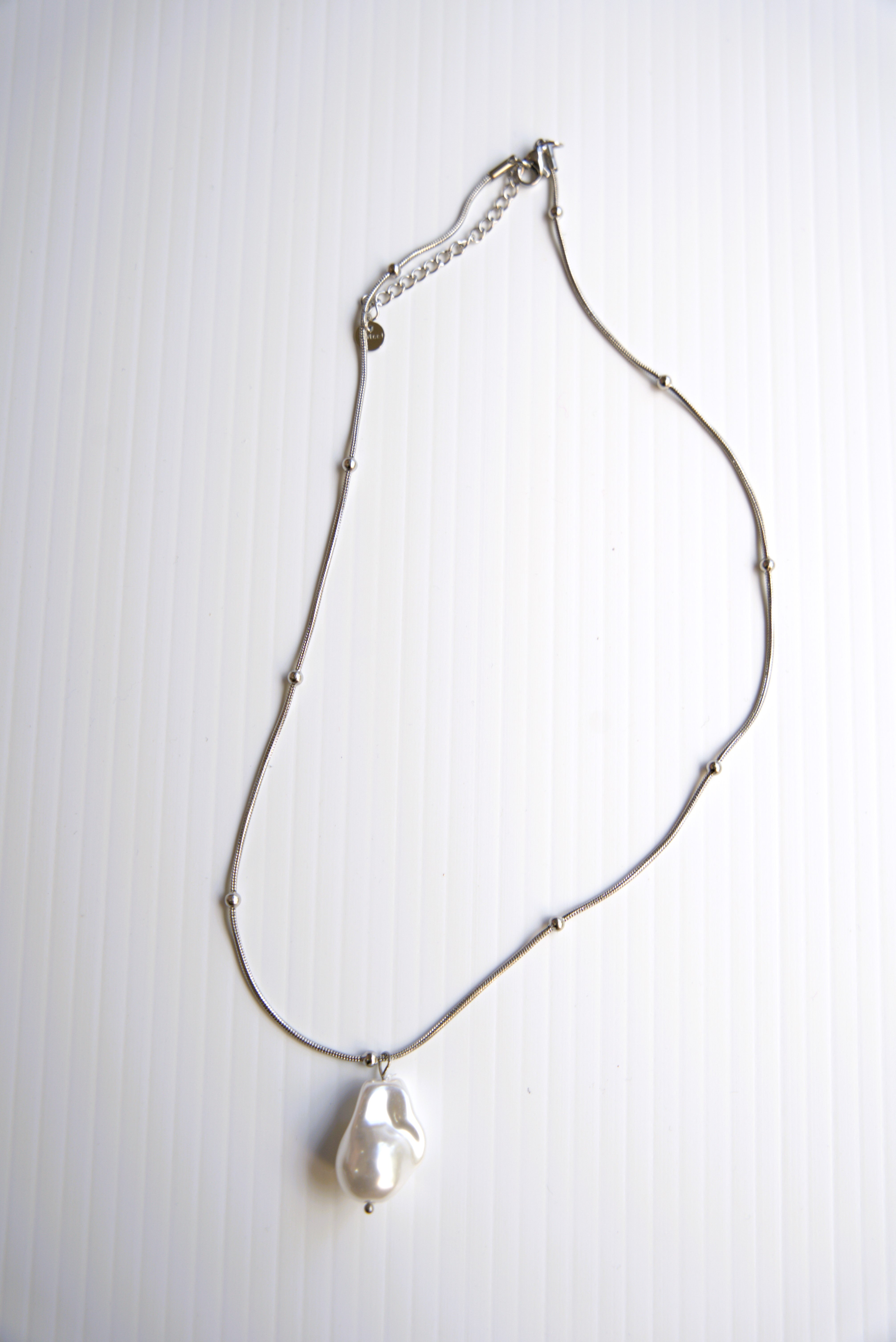 Majestic Pearl Pendant Necklace