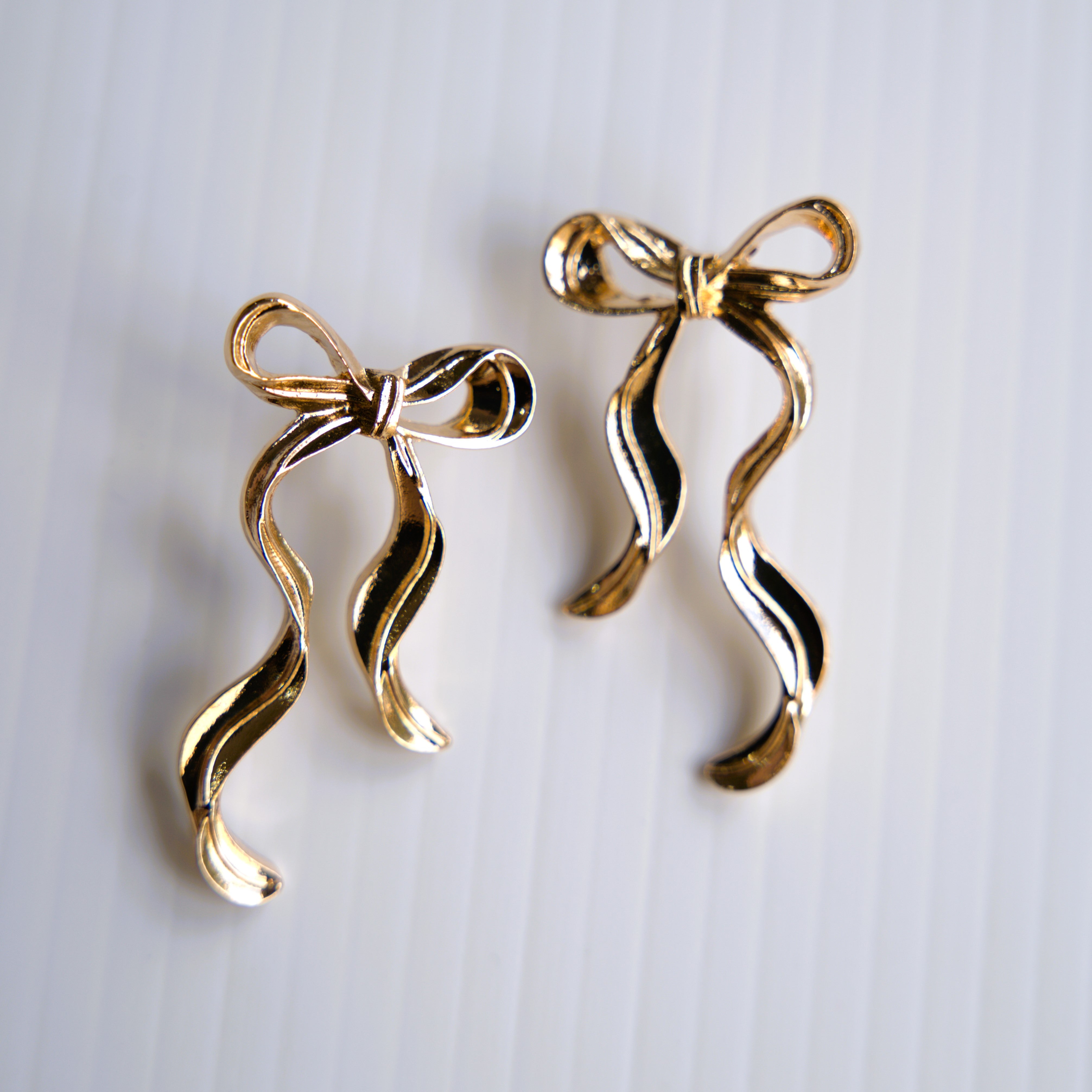 Elegant Ribbon Bow Earrings