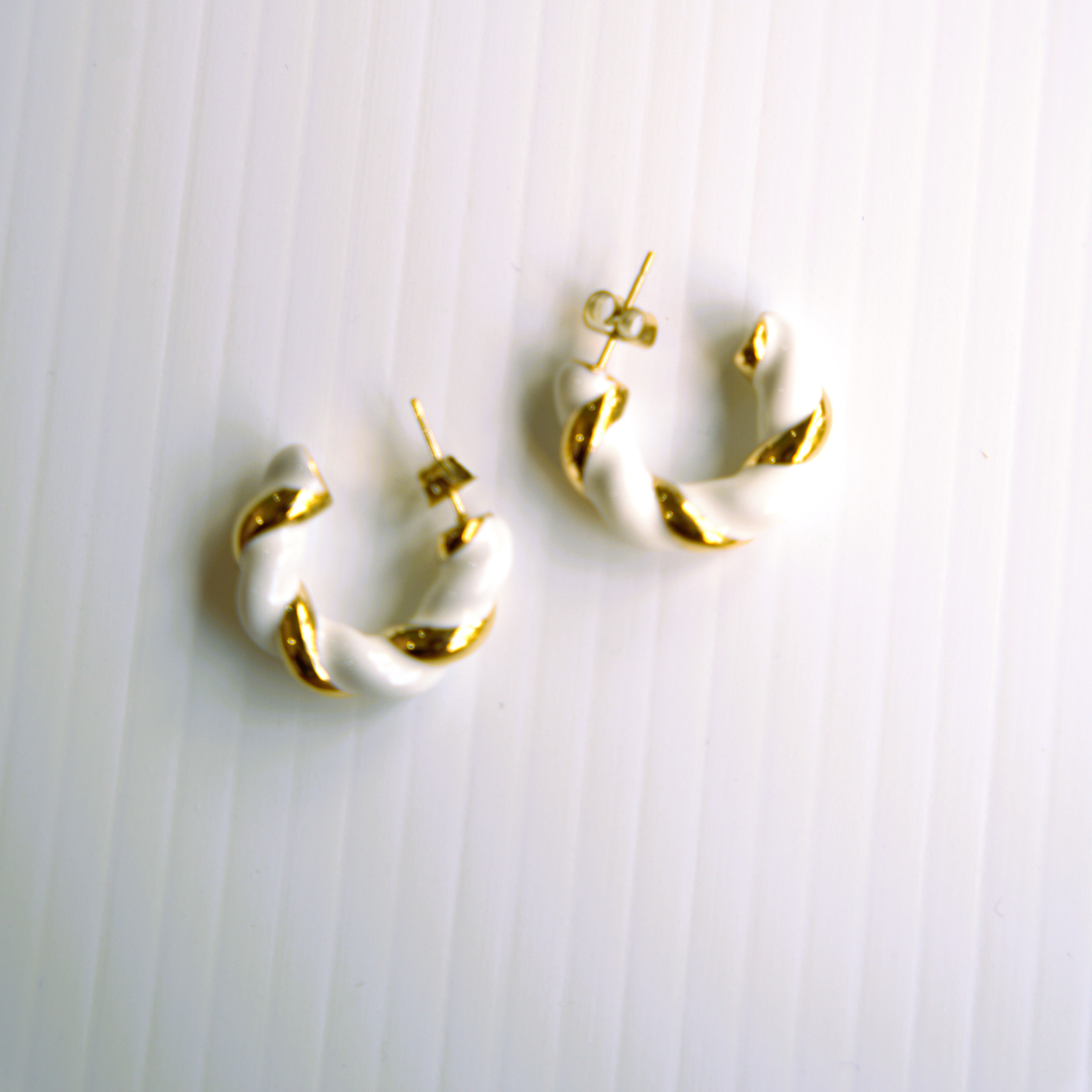 Twisted Harmony C-Hoop Earrings