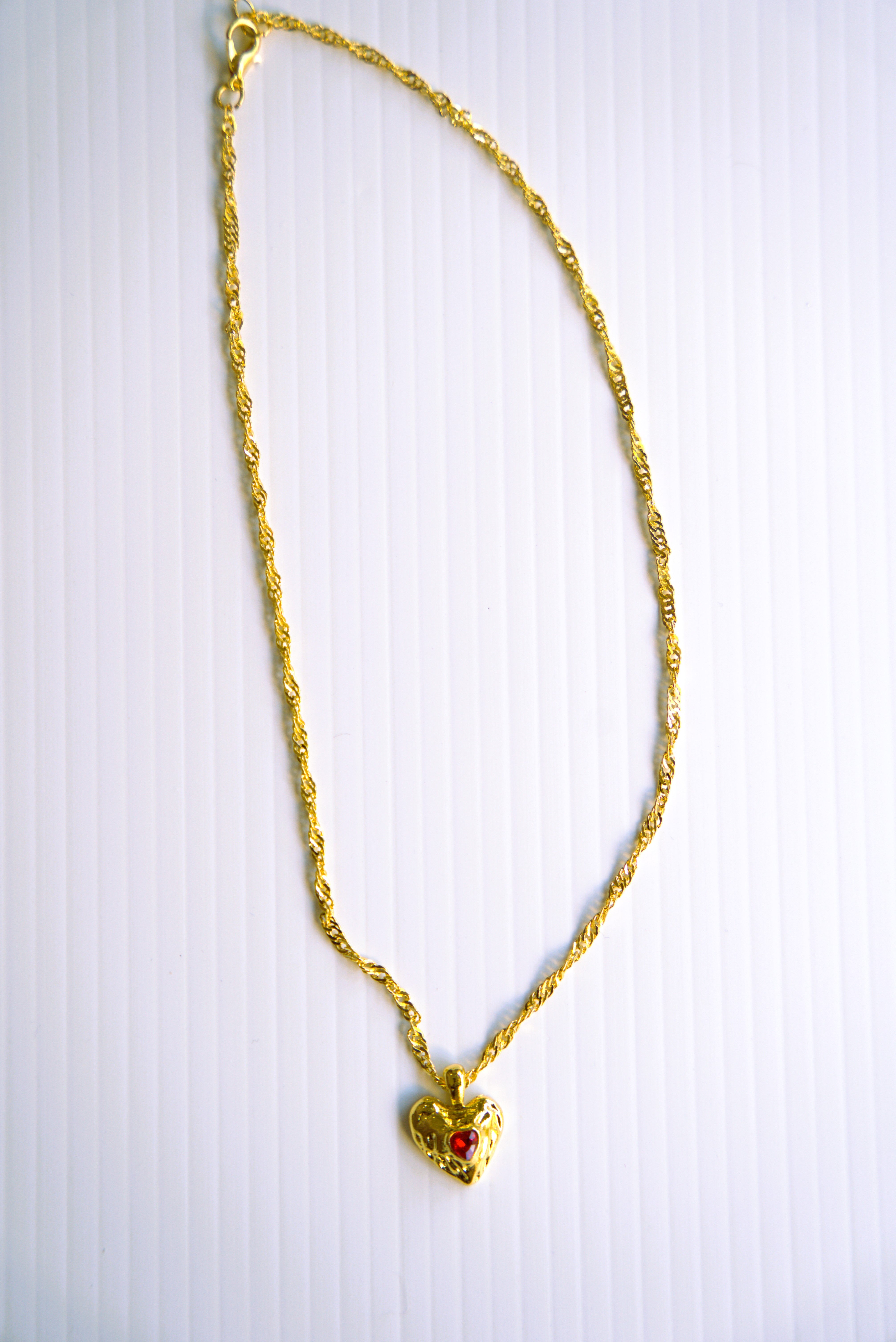 Eternal Heart Pendant Necklace