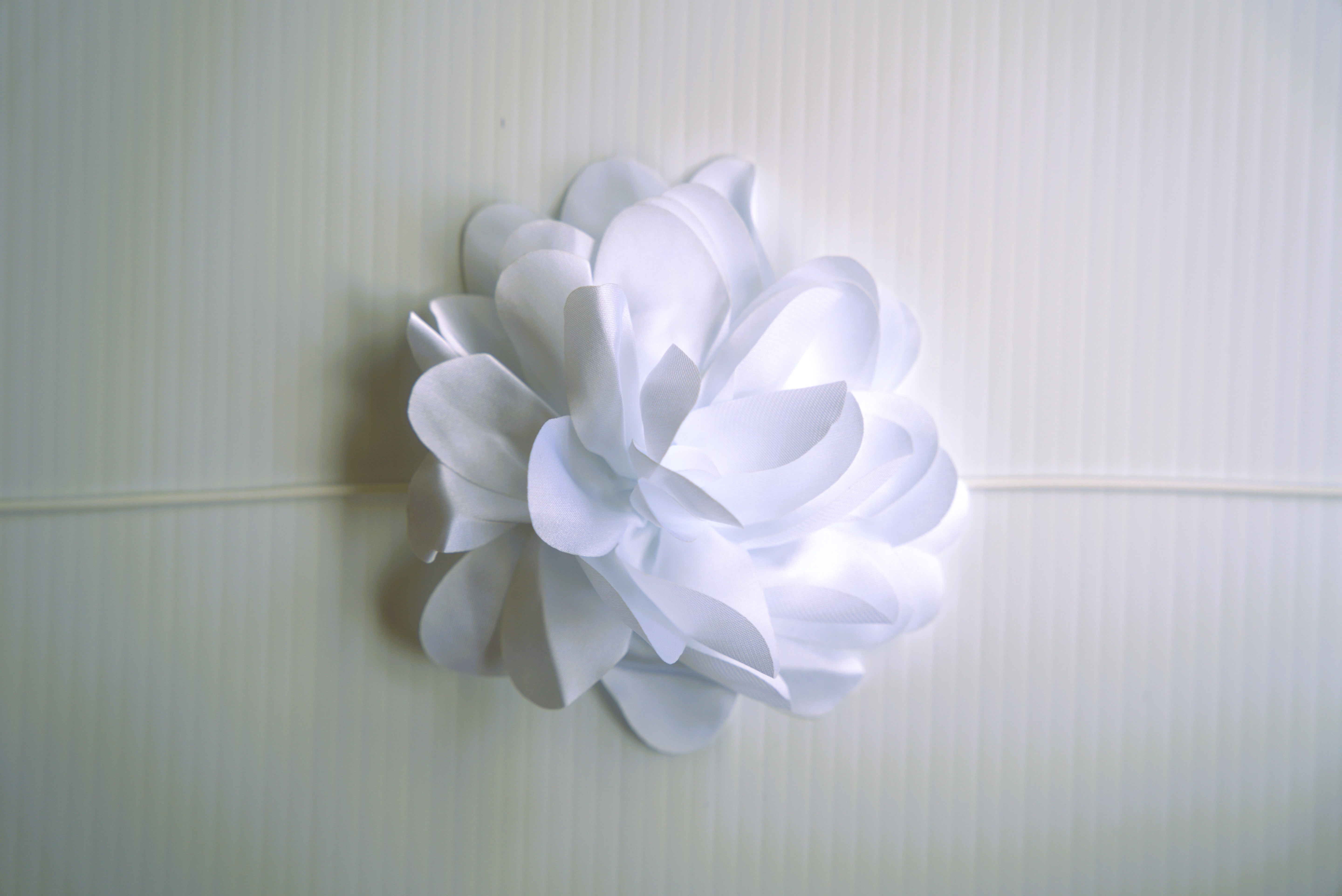 Blooming Rose Satin Choker