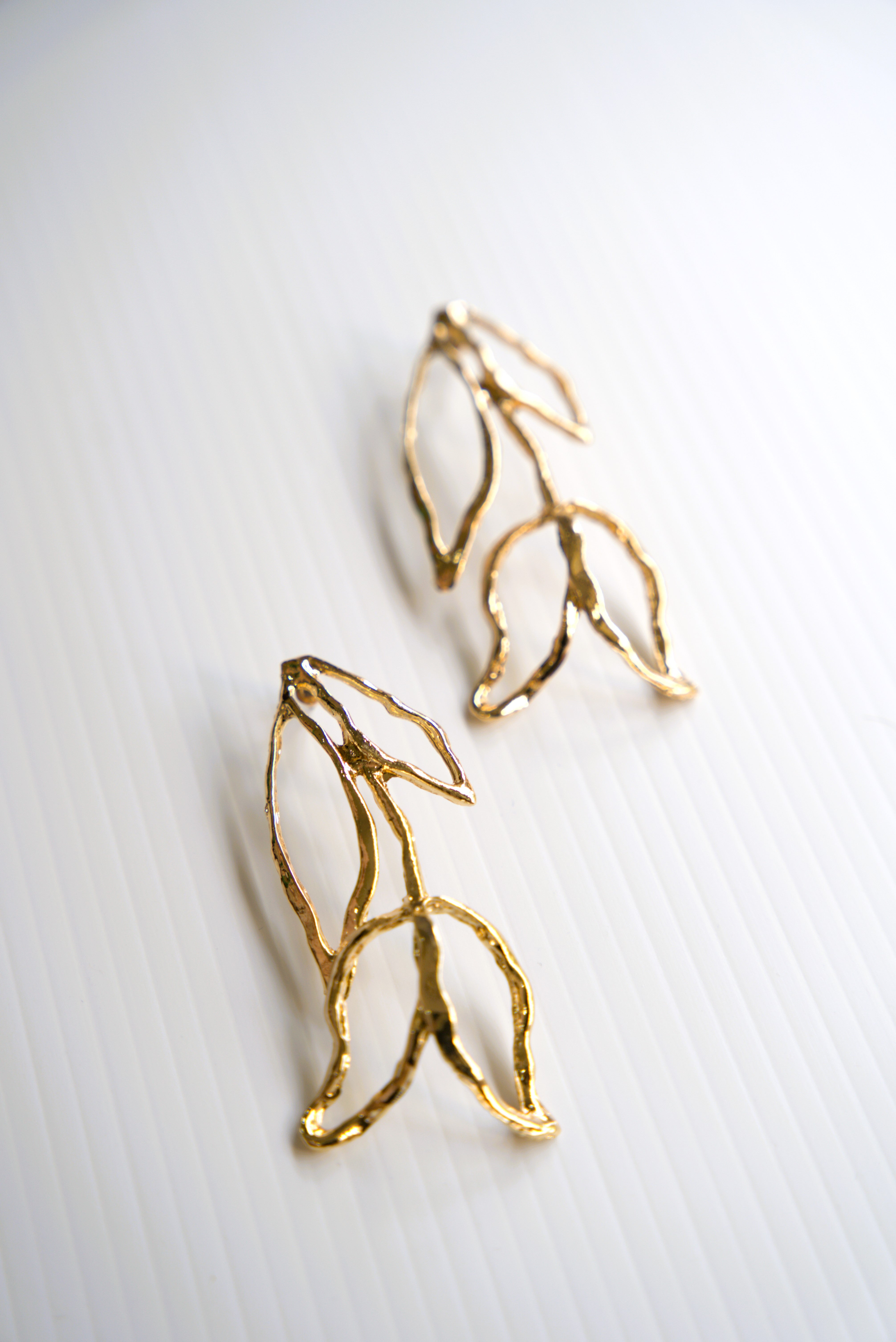 Grandiose Tulip Hollow Earrings